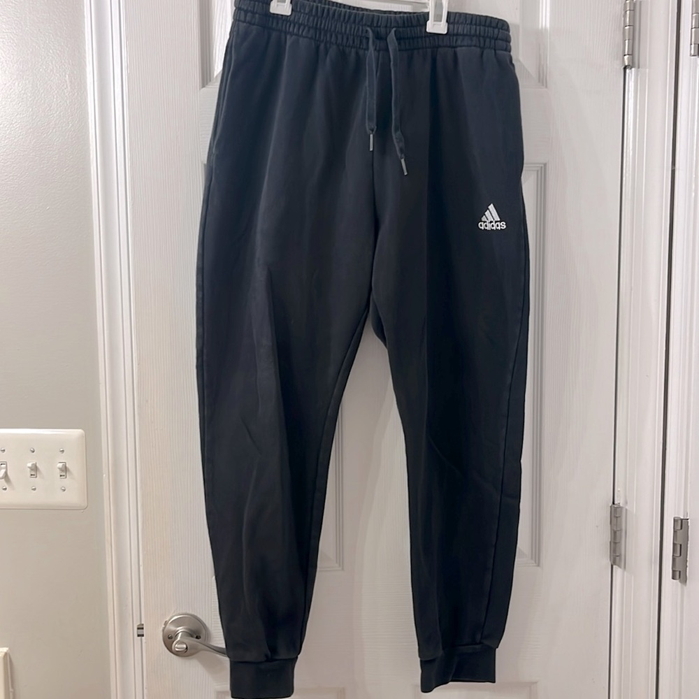 Men’s Size Large Adidas Joggers
